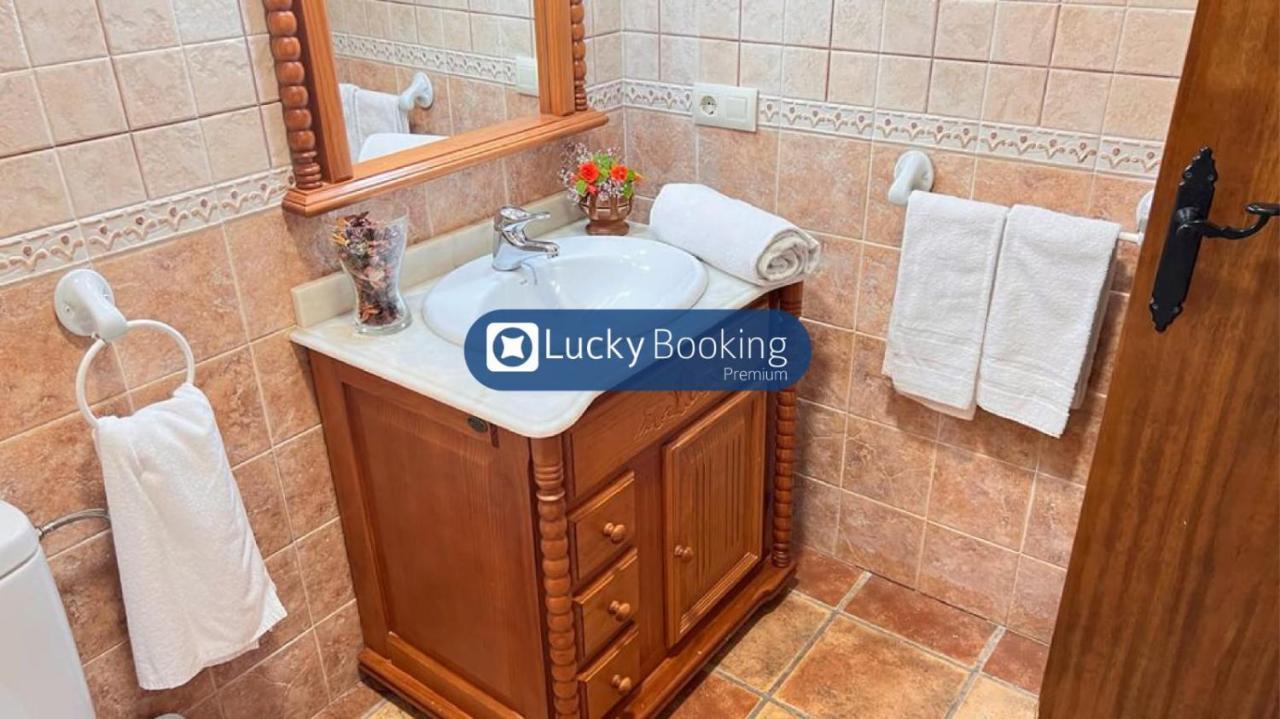Zahara Lucky Booking 萨阿拉德洛斯阿图内斯 外观 照片